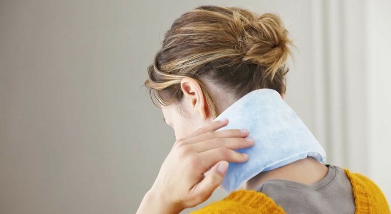 Tips for Treating Neck Pain at Home